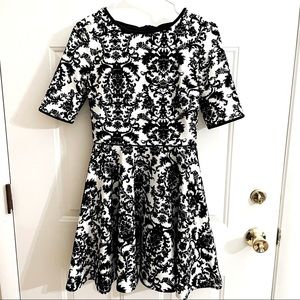 🎉6X HP🎉Jodi Kristopher Illusion Waist Dress - NWOT